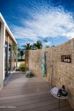 Miavana: outdoorshower_Miavana